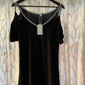 Small size black dress with silver sequin